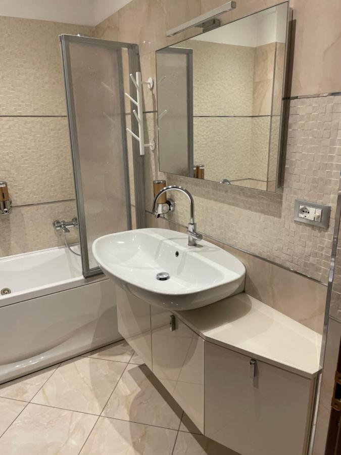 Casa Alessi In Rome Elegant, Spacious And Comfortable Apartment Exteriör bild